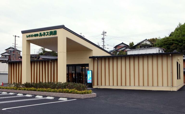 岐阜葬祭 美濃斎場（旧レクスト岐阜ルネス美濃）